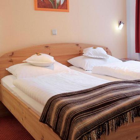 וילינגן Hotel Sauerlaender Hof מראה חיצוני תמונה