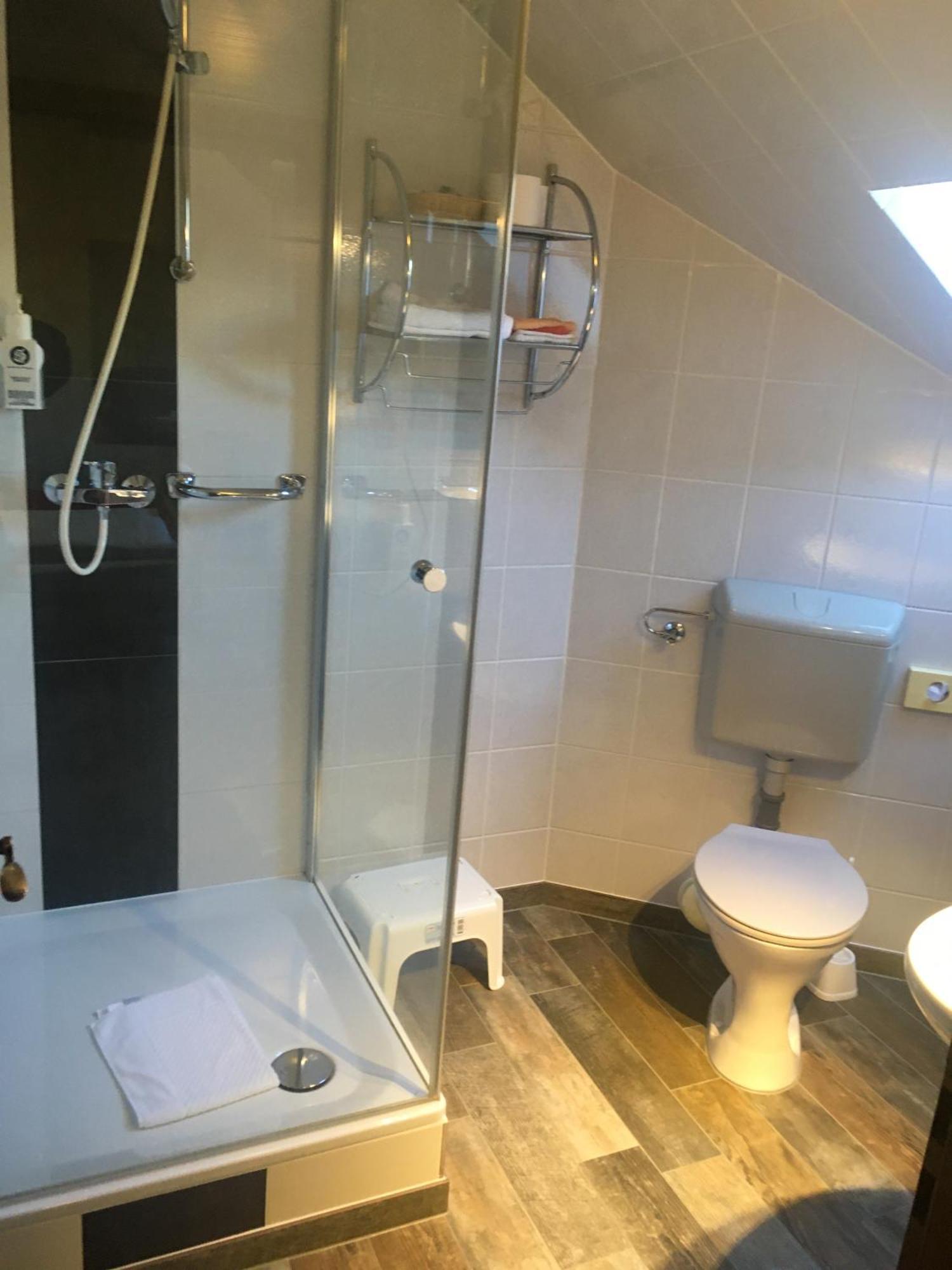 וילינגן Hotel Sauerlaender Hof מראה חיצוני תמונה